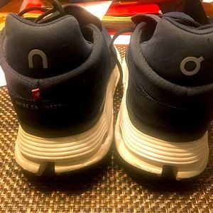 On Cloud running walking work shoes Blue super comfortable 9.5 Mens On Running